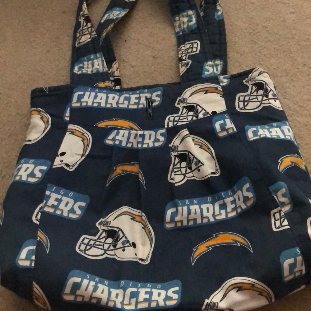 Chargers purse
